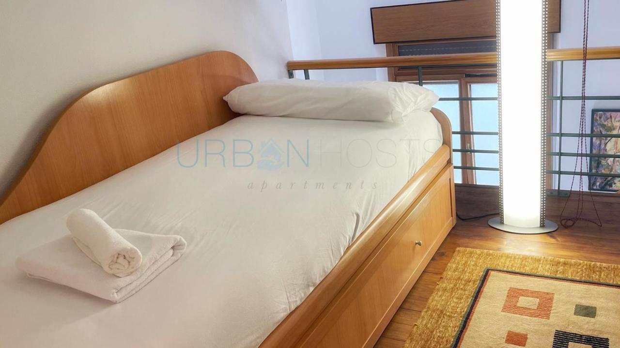 Vivienda Turistica Con Encanto Centrico, Wifi Y Patio Bilbao Kültér fotó